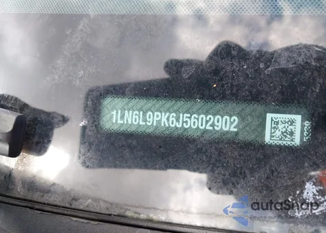 2018 Lincoln Continental Premiere z USA, uszkodzony, nr VIN 1LN6L9PK6J5602902